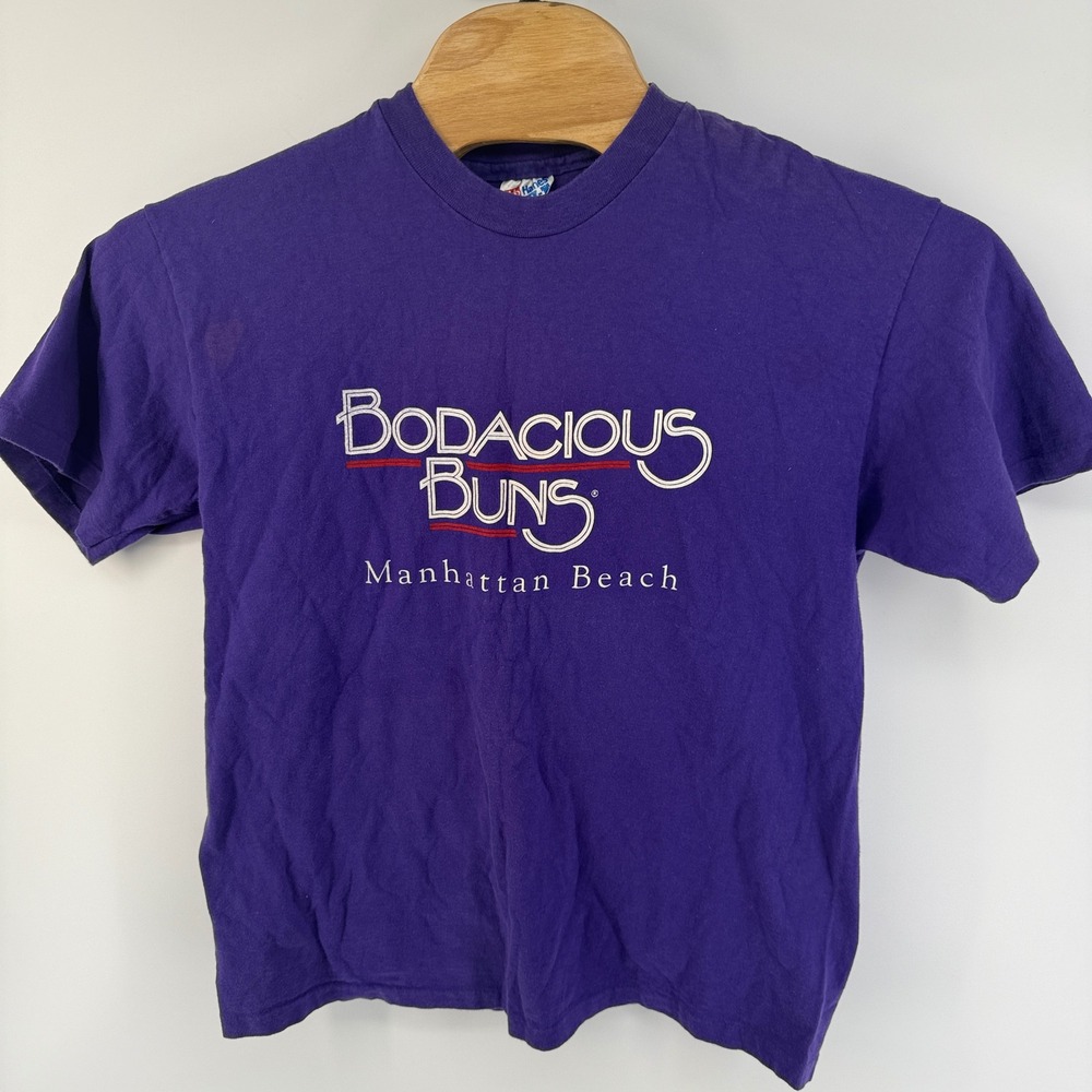 Vintage Hanes Beefy-T Bodacious Buns Manhattan Beach Purple Tee Mens Large USA